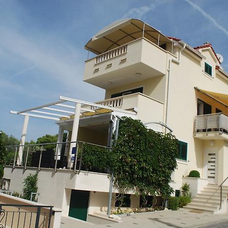 Apartments Villa Lili Lovetovo Водице Экстерьер фото