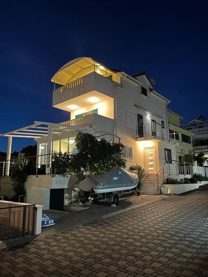 Apartments Villa Lili Lovetovo Водице Экстерьер фото