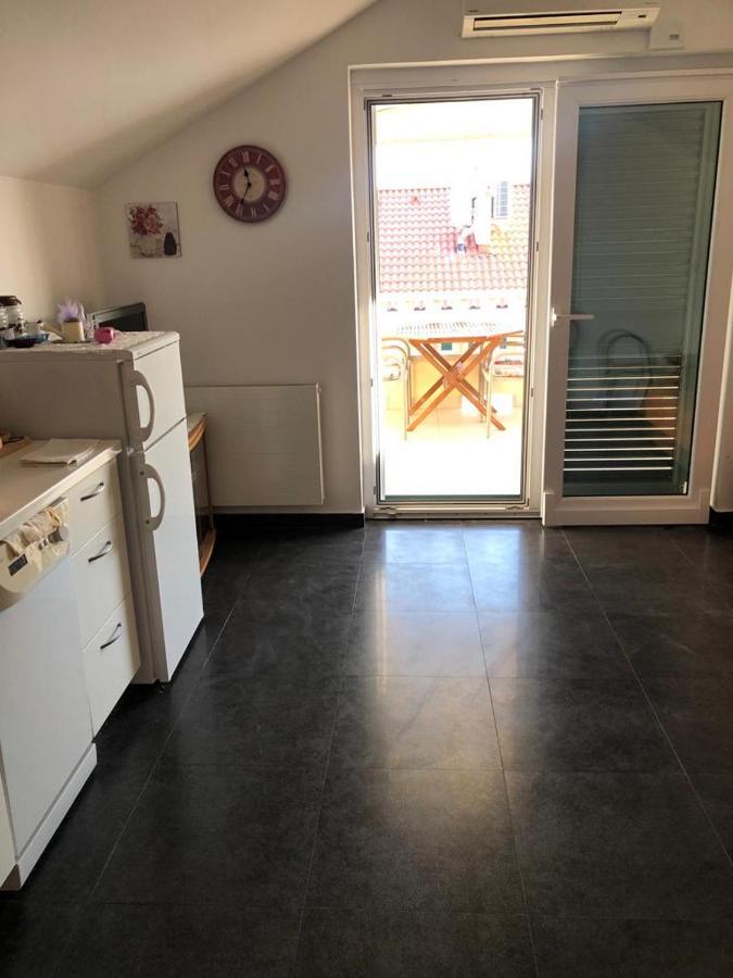Apartments Villa Lili Lovetovo Водице Экстерьер фото